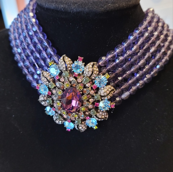 Meet your Posher, Debbie - Picture 2 of 8